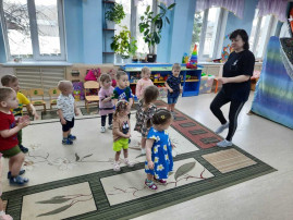 Здравствуй, Весна! Музыкальное путешествие Здравствуй, Весна! Музыкальное путешествие.