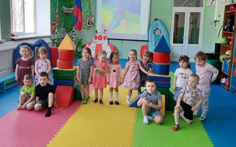 «Если очень захотеть, можно в космос полететь» «Если очень захотеть, можно в космос полететь».